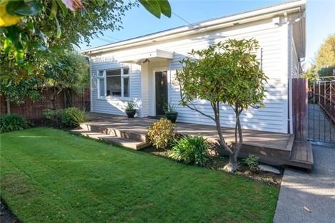 Photo of property in 36a Clare Street, Cambridge, 3434