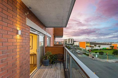 Photo of property in 203/160a Hobsonville Point Road, Hobsonville, Auckland, 0616