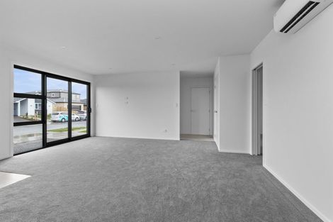 Photo of property in 2 Kimbolton Street, Rototuna North, Hamilton, 3210