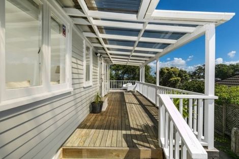 Photo of property in 18 Kenmure Avenue, Forrest Hill, Auckland, 0620