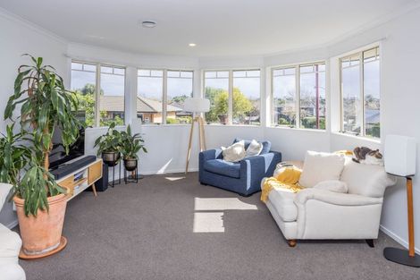 Photo of property in 12 Flora Way, Rototuna, Hamilton, 3210