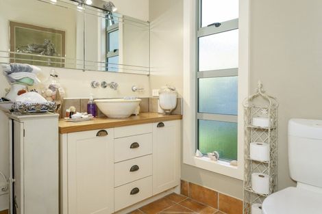 Photo of property in 11 Glen Mohr, Acacia Bay, Taupo, 3385
