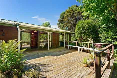 Photo of property in 16 Lupin Road, Otaki, 5512