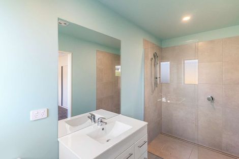 Photo of property in 85b Marine Parade, North New Brighton, Christchurch, 8083