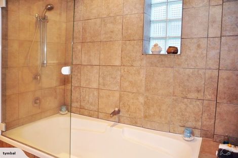 Photo of property in 37u5 Majoribanks Street, Mount Victoria, Wellington, 6011