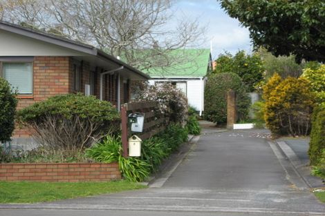 Photo of property in 3b Hunter Place, Merrilands, New Plymouth, 4312