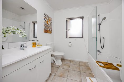Photo of property in 329 Mahia Road, Weymouth, Auckland, 2103