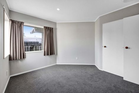 Photo of property in 2/59 Wallath Road, Westown, New Plymouth, 4310