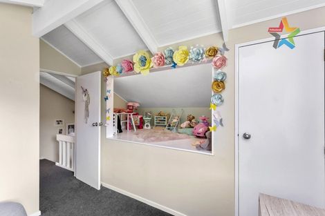 Photo of property in 99 Thurleigh Grove, Karori, Wellington, 6012