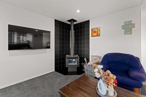 Photo of property in 28 Oriwa Lane, Levin, 5571