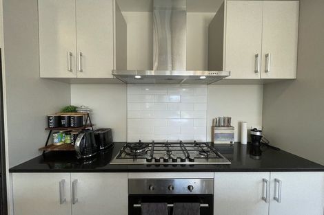 Photo of property in 13 Treestump Road, Takanini, 2112