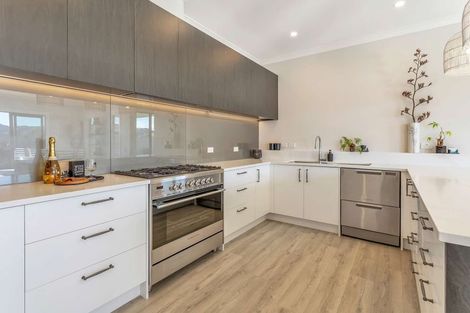 Photo of property in 168 Kupe Drive, Whitianga, 3510