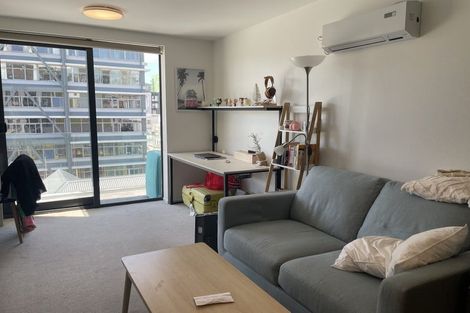 Photo of property in Dual Apartments, 406/142u Vivian Street, Te Aro, Wellington, 6011