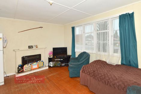 Photo of property in 5 Pukemiro Road, Te Kamo, Whangarei, 0112