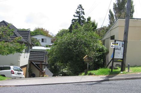 Photo of property in 1/15 Kenmure Avenue, Forrest Hill, Auckland, 0620
