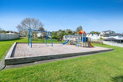 Photo of property in 9 St Julia Court, Helensville, 0800
