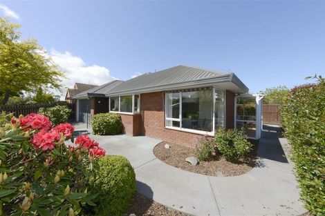 Photo of property in 64 Apsley Drive, Avonhead, Christchurch, 8042