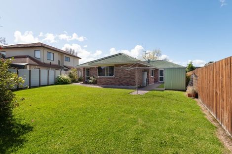 Photo of property in 2 Longwood Place, Harrowfield, Hamilton, 3210