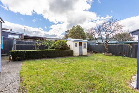Photo of property in 10 Seddon Street, Dannevirke, 4930