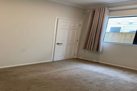 Photo of property in 24 Drumbuoy Drive, Flat Bush, Auckland, 2019