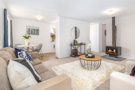 Photo of property in 20 Linwood Drive, Paraparaumu, 5032