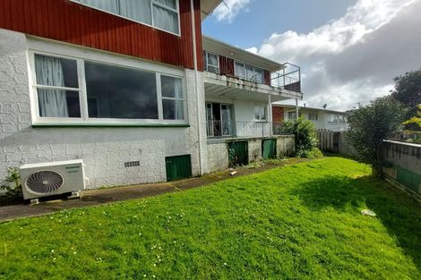 Photo of property in 11 Keegan Drive, Massey, Auckland, 0614