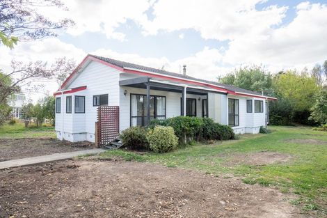 Photo of property in 765 Makerua Road, Tokomaru, Palmerston North, 4474
