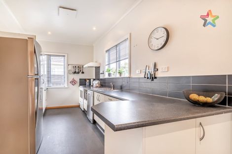 Photo of property in 27 Gadsby Street, Avalon, Lower Hutt, 5011