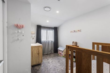 Photo of property in 13 Lanigan Street, Birkdale, Auckland, 0626