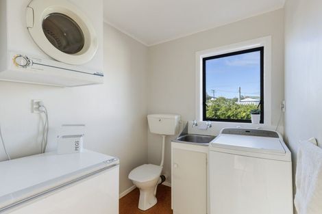 Photo of property in 85 Bayly Road, Blagdon, New Plymouth, 4310