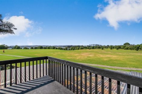 Photo of property in 18 Hoylake Place, Wattle Downs, Auckland, 2103