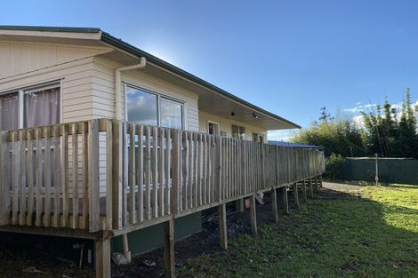 Photo of property in 17 Aronui Terrace, Kelston, Auckland, 0602