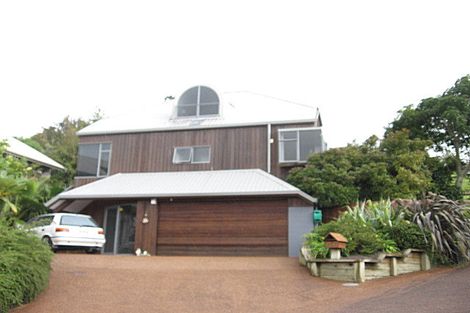 Photo of property in 2/66 Haseler Crescent, Howick, Auckland, 2014