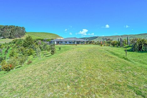 Photo of property in 63 Waipuka Road, Waimarama, Havelock North, 4294