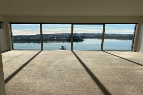 Photo of property in 22 The Anchorage, Whitby, Porirua, 5024