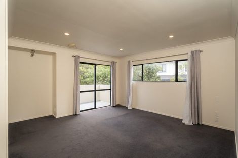 Photo of property in 9 Corsham Grove, Churton Park, Wellington, 6037