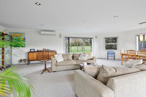 Photo of property in 10 Parker Road, Huntly, 3771