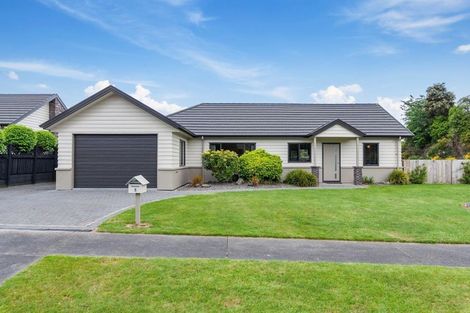 Photo of property in 2/1 The Moorings, Two Mile Bay, Taupo, 3330