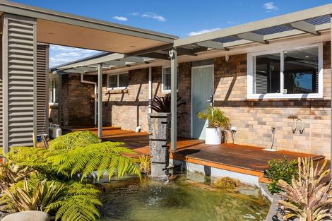Photo of property in 7b Beach Road, Omata, New Plymouth, 4374