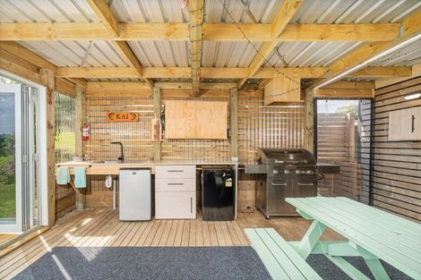 Photo of property in 24 Oliver Leighs Drive, Cooks Beach, 3591