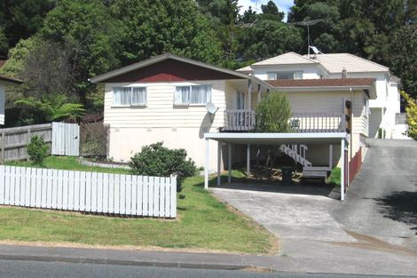 Photo of property in 1/73 Spinella Drive, Bayview, Auckland, 0629