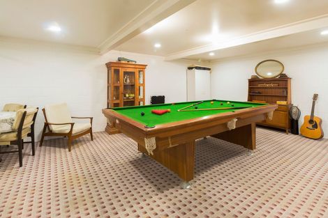 Photo of property in 87 Golf Road, New Lynn, Auckland, 0600