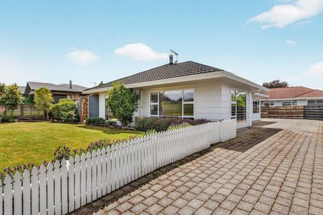 Photo of property in 39 Acacia Bay Road, Nukuhau, Taupo, 3330