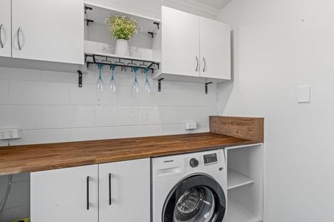 Photo of property in 4/14 Church Square, Addington, Christchurch, 8024