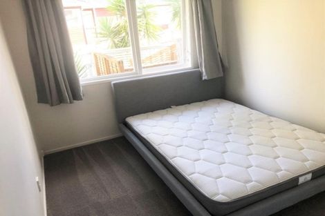 Photo of property in 54 Stanley Road, Glenfield, Auckland, 0629