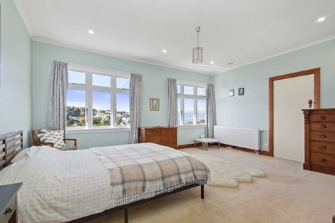 Photo of property in 29 Wadestown Road, Wadestown, Wellington, 6012