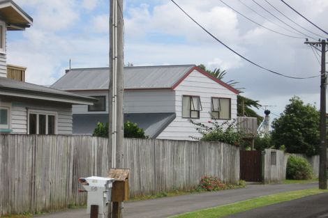 Photo of property in 52a Rambler Crescent, Beach Haven, Auckland, 0626