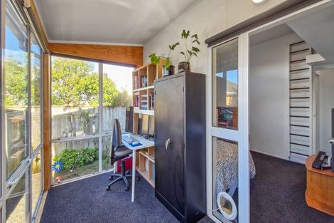 Photo of property in 25 Hall Place, Foxton Beach, Foxton, 4815