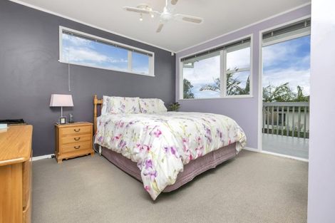 Photo of property in 16 Coronation Road, Glenfield, Auckland, 0627