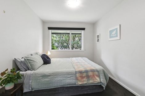 Photo of property in 3/21 Duchess Place, Maupuia, Wellington, 6022